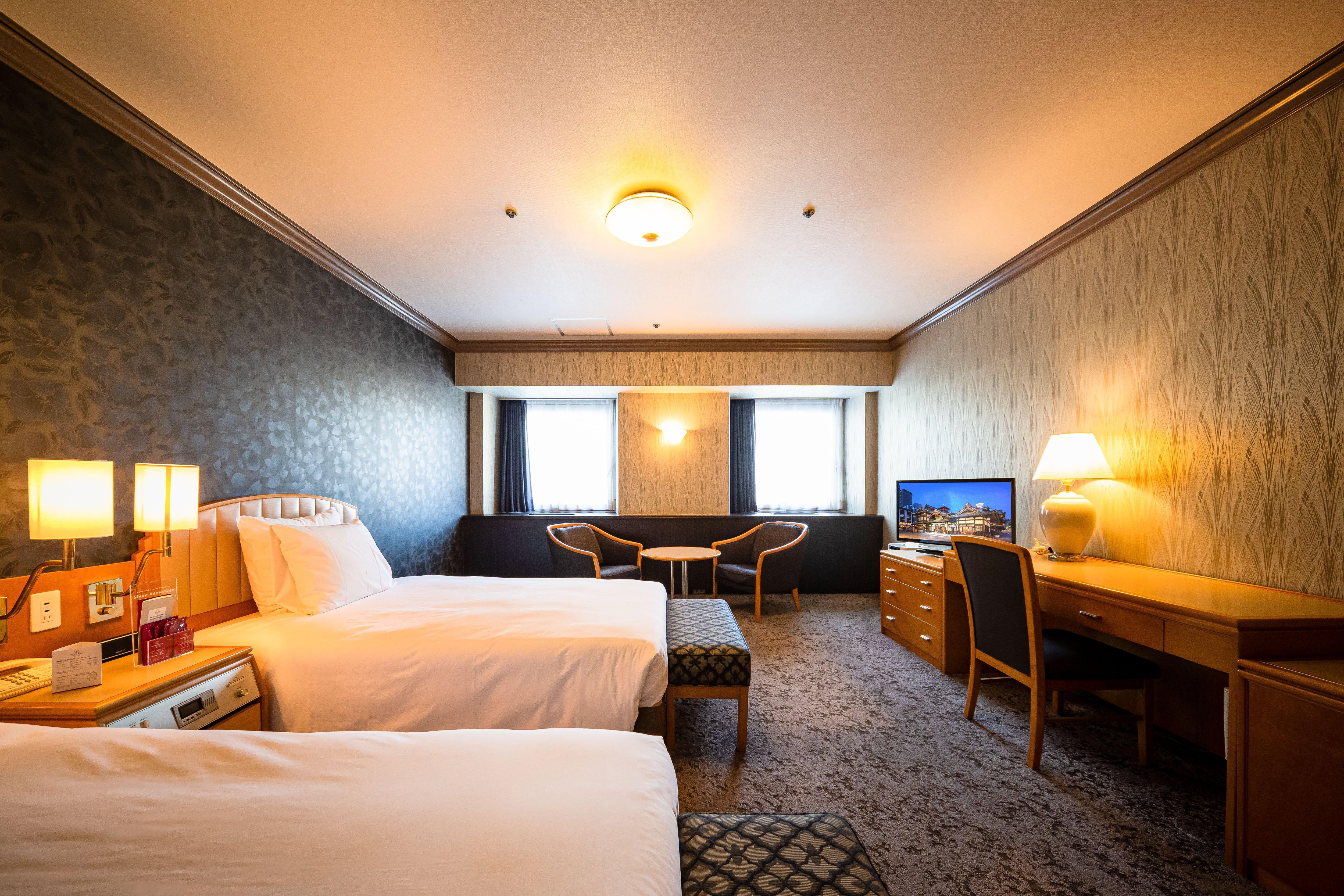 Ana Crowne Plaza Matsuyama By Ihg Hotel Exterior photo