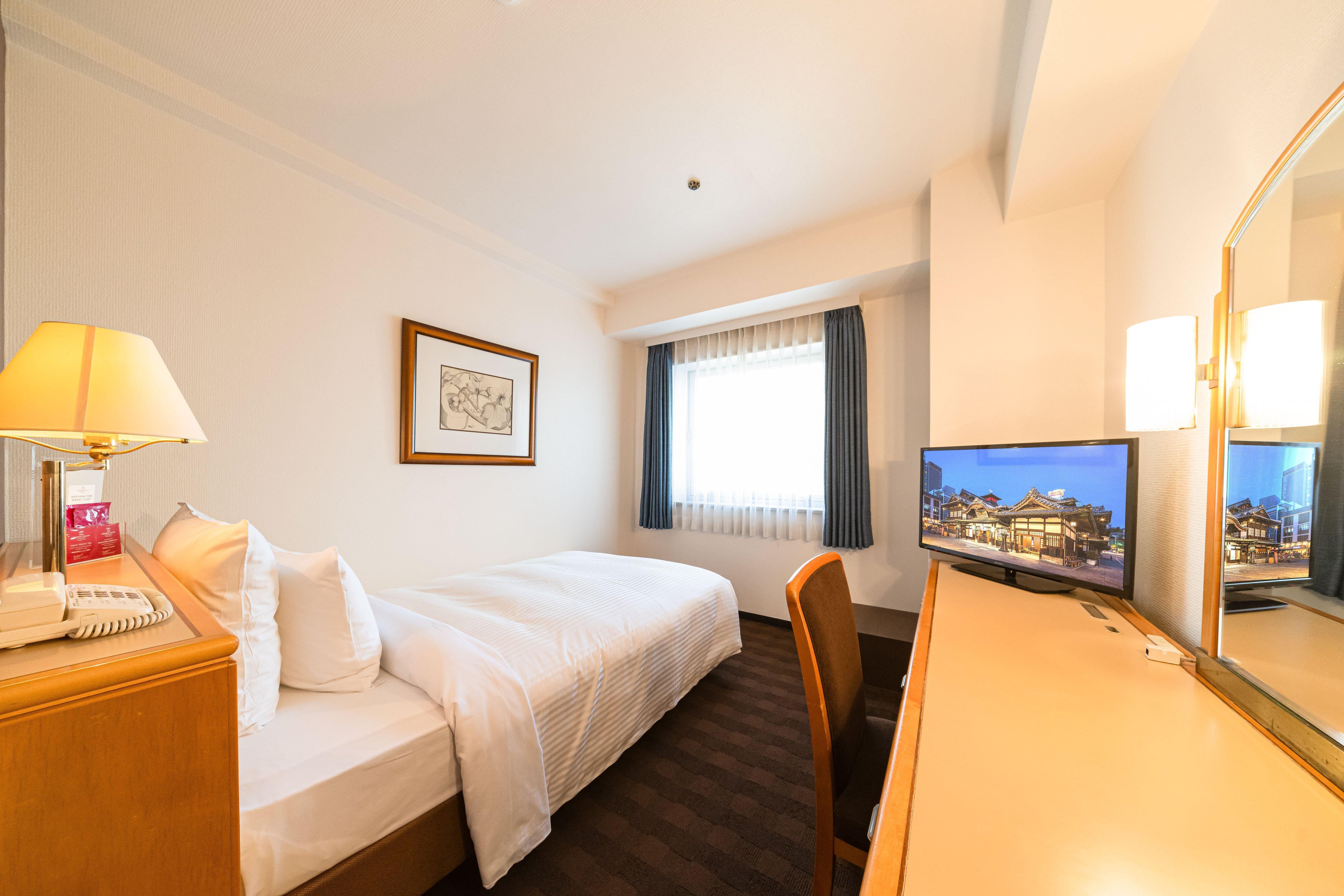 Ana Crowne Plaza Matsuyama By Ihg Hotel Exterior photo