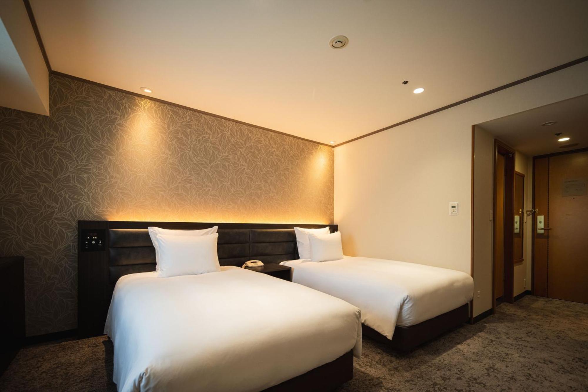 Ana Crowne Plaza Matsuyama By Ihg Hotel Exterior photo